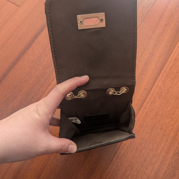 Small Purse - Cross Body/Shoulder bag - chic - black - Picture 3 of 4